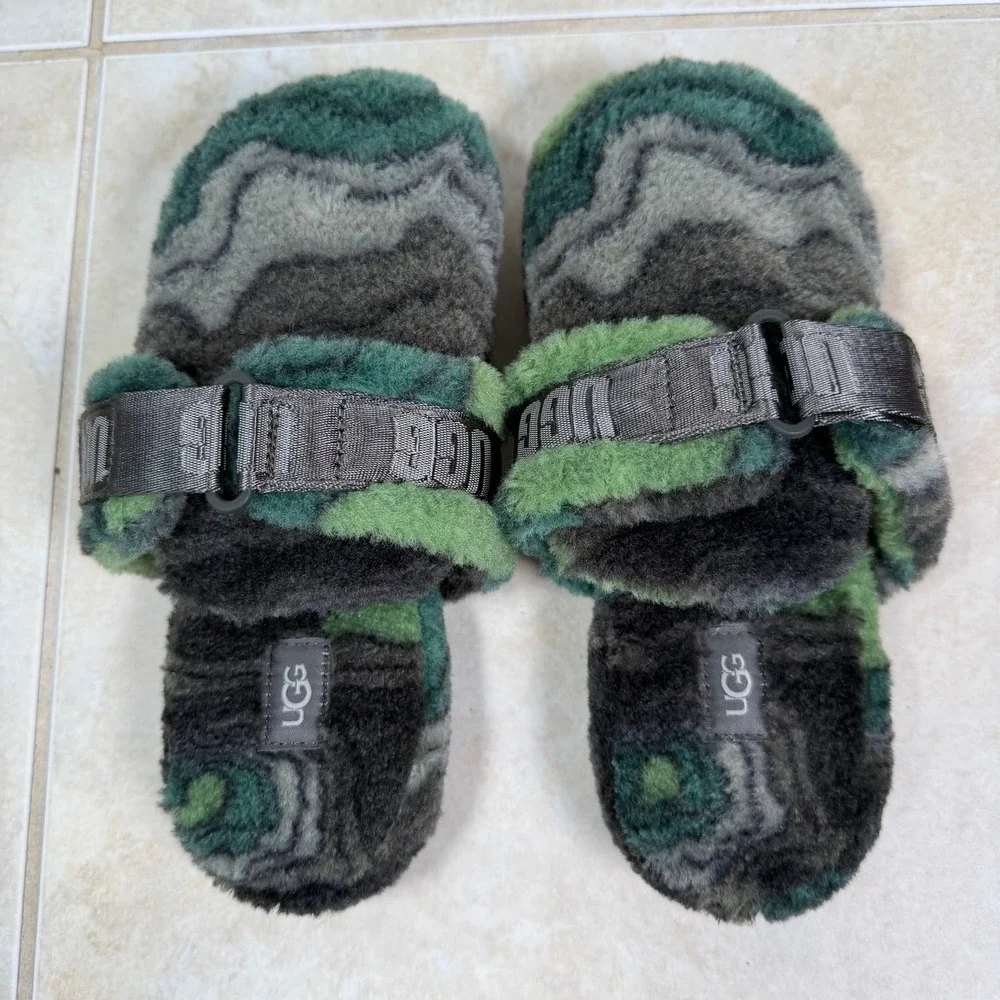 UGG Fluff It Slippers Mens 6 Women 8 Burnt Olive Camo Topo Slides 1134110